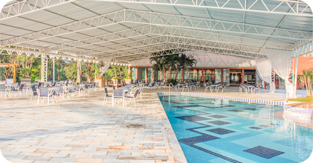 Conheça o Aguativa, um resort com piscina aquecida no Paraná